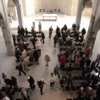 Kris-Martin-Do-not-cross-the-red-line-08-©-Walter-Schlesinger---Kunst-Station-Sankt-Peter-2012-Koeln